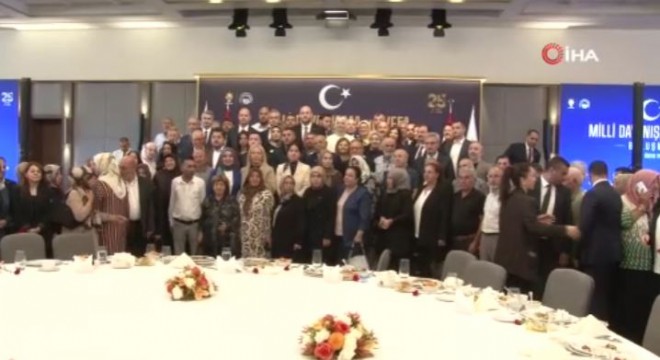 AK Parti Şehit yakınları ve gazileri ağırladı