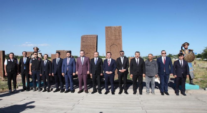 Anadolu Orhun Anıtları ilgi odağı