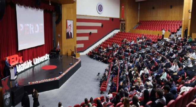 Atatürk Üniversitesinde TEDXATATÜRKUNİVERSİTY gündemi
