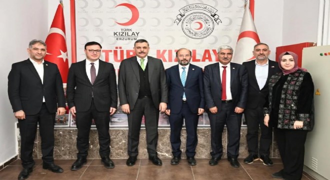 Çiftçi’den Kızılay’a ziyaret