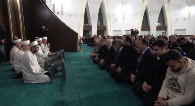 Deprem şehitleri mevlidle anıldı