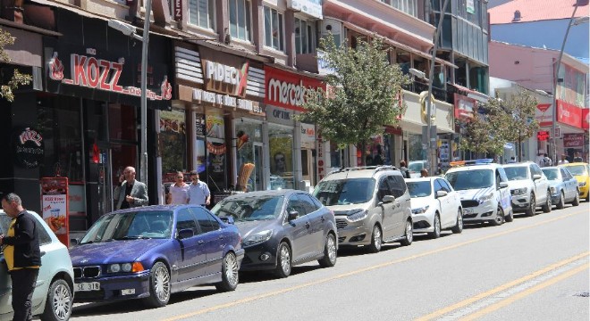 Erzurum’da 3 bin 424 araç devredildi