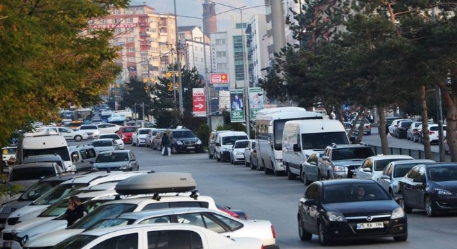 Erzurum’da 3 bin 593 araç el değiştirdi