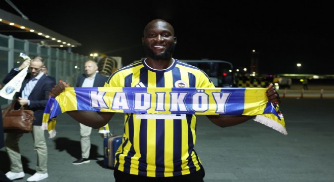 FB’nin yeni transferi Romelu Lukaku, İstanbul’a geldi