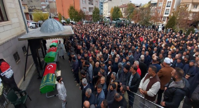 Gözyaşlarıyla uğurlandılar