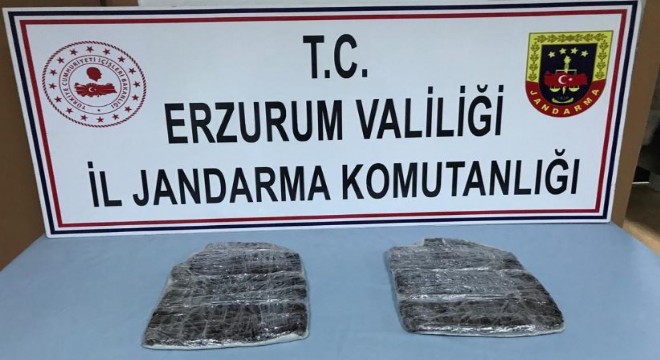 Jandarma’dan uyuşturucu tacirlerine darbe