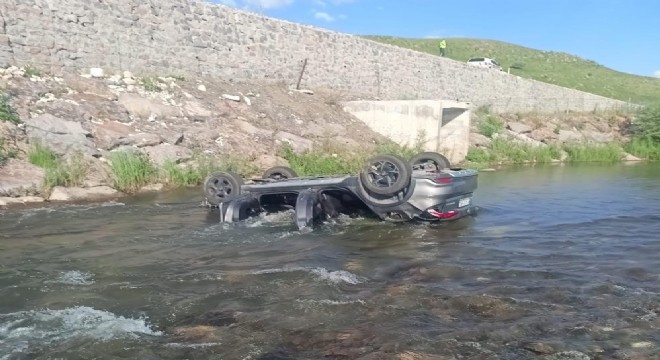 Karayazı Çelikli'de feci kaza: 3 ölü