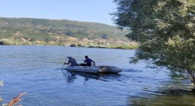 Murat Nehri nde kurtarma operasyonu