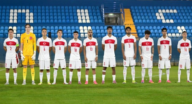 Ömer Arda Kara ilk 11'deydi