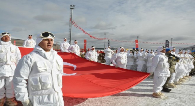 On binler ecdada saygıda buluştu