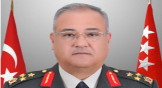 Org. Yeni emekliliğini istedi