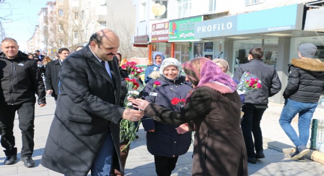 Orhan: “Kadınlar toplumun mimarlarıdır”