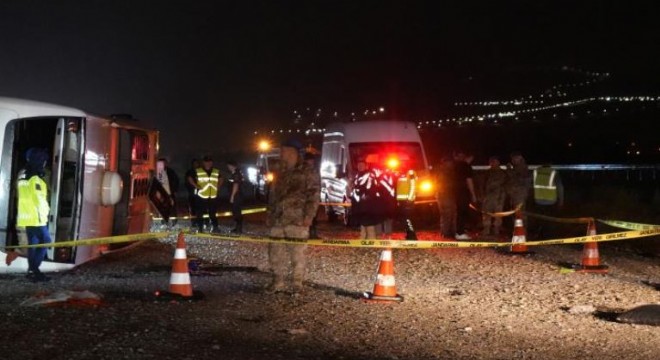 Otobüs kazasında yaralı sayısı 40'a yükseldi