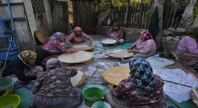 Paranın geçmediği gelenek