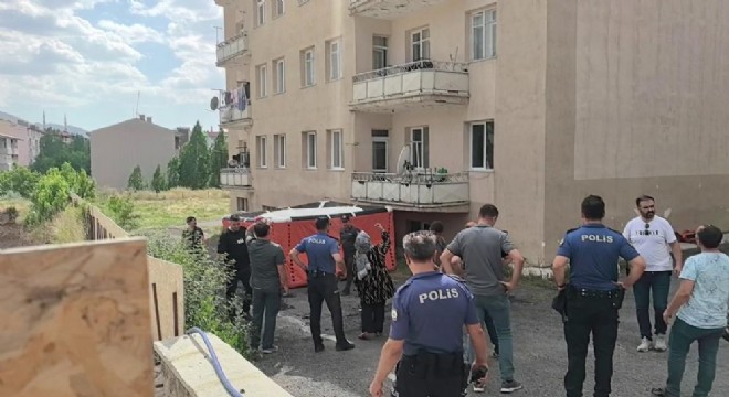 Polis ikna etti, intihar girişimi sonlandırıldı