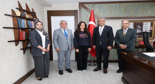 Şakar Fen Lisesinin gururu oldu