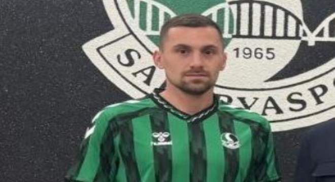 Sakaryaspor da Caner  ve Burak affedildi