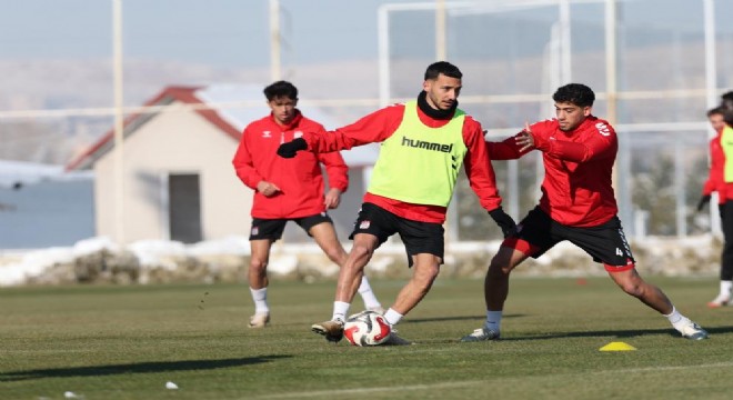 Sivasspor Erzurumspor maçına odaklandı