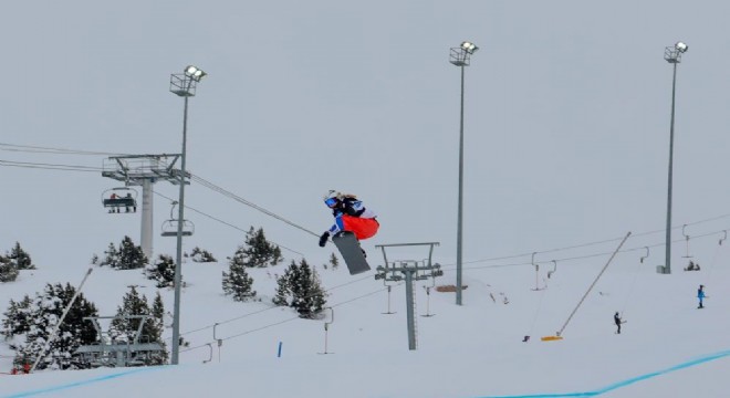 Snowboard FIS European Cup Yarışları başladı