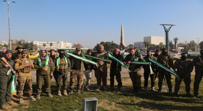 Suriyeli komutanlardan göçmenlere çağrı