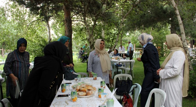 Taşkesenlioğlu’ndan teşekkür buluşması