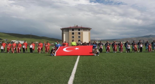 Tekman’da futbol şöleni