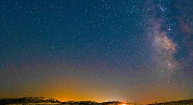 Uzundere'de Perseid meteor yağmuru görüntülendi