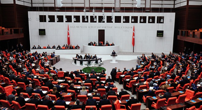 Vergi düzenlemelerini içeren yasa önerisi kabul edildi