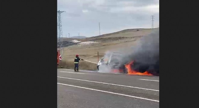 seyir halindeki çekicide yangın