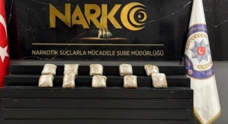 13 kilo metamfetamin ele geçirildi