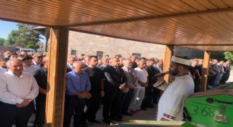 Alkan Ailesi yasta