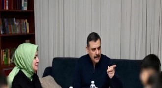 Çiftçi Hamidiye Çocuk Evi’ni ziyaret etti