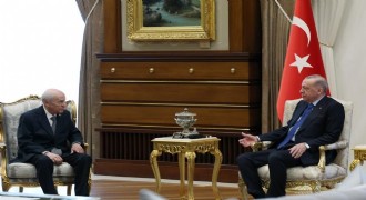 Erdoğan, Bahçeli ile görüştü