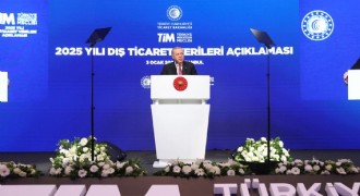 ‘Mal ve hizmet ihracatında 2025 hedefi aşıldı’