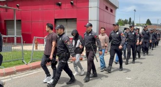 FETÖ operasyonunda 77 tutuklama