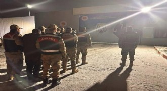 Göçmen kaçakçıları tutuklandı