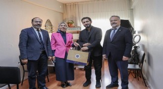 'Geleneksel Musikîye Yenilikçi Dokunuş'