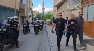 Kar maskeli zanlı gözaltına alındı