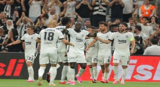 Kara Kartal 262'inci maçına çıkacak