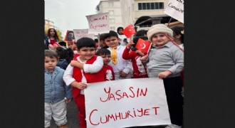 Küçük yüreklerden büyük Cumhuriyet coşkusu
