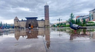 Meteorolojiden kuvvetli yağış uyarısı