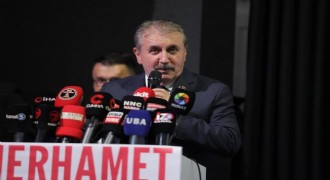 Öğretmen Güler'e Merhamet ve Emek Ödülü