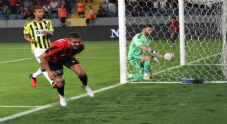 Trendyol Süper Lig: Gençlerbirliği: 2 - FB: 1
