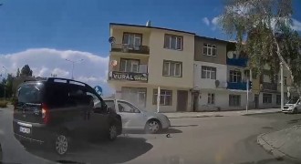 Yunusemre'de trafik kazası: 7 yaralı