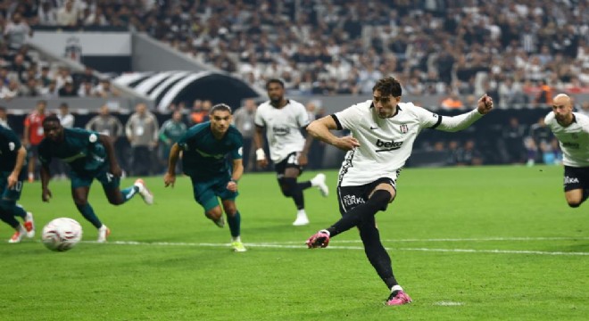Dusan Vlahovic gollerine devam ediyor