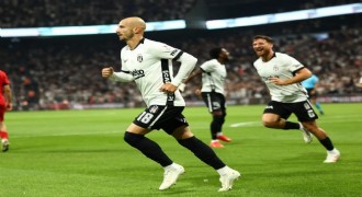 Cerny gollerine devam ediyor