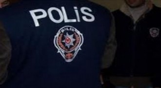 Polis yayaya çarpan sürücüyü arıyor