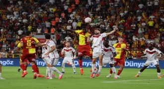 Trendyol Süper Lig: Göztepe: 2 - Gaziantep FK: 4